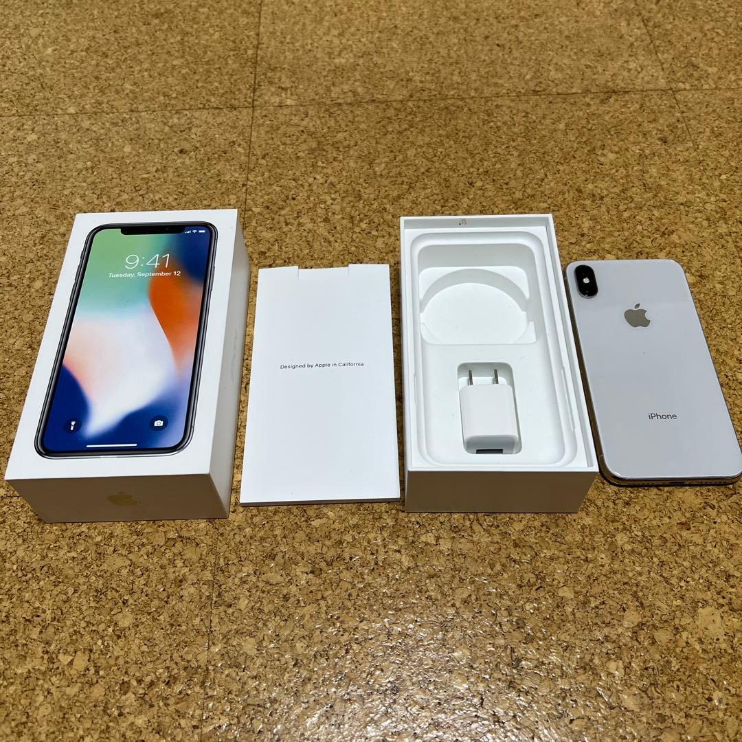 iPhone X 64GB シルバー　（SIMロック解除済み）