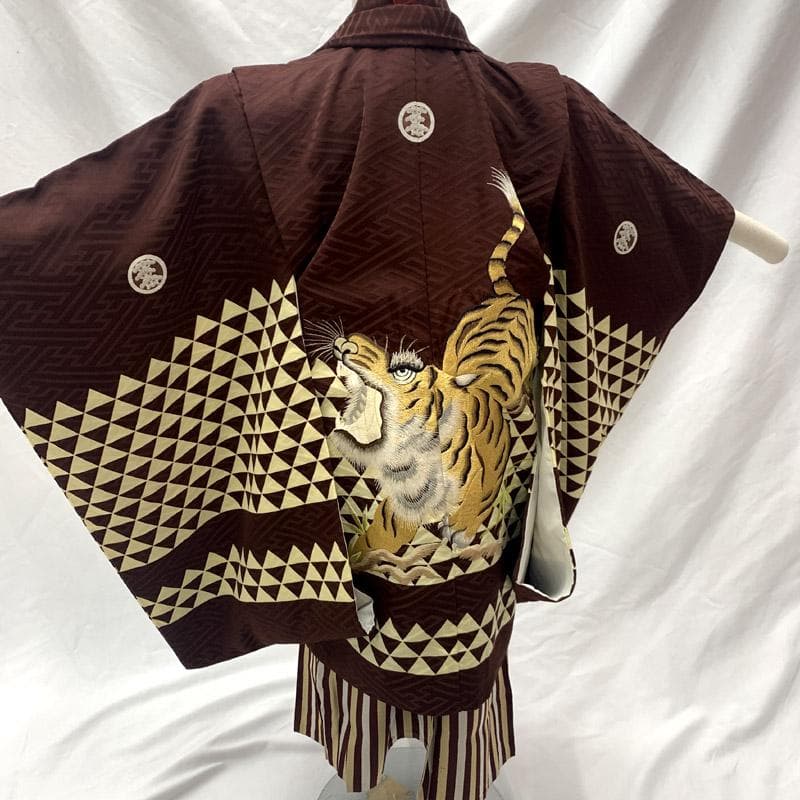 505ab14■七五三 五歳 男児 着物&羽織&袴&角帯 刺繍 虎■状態良好