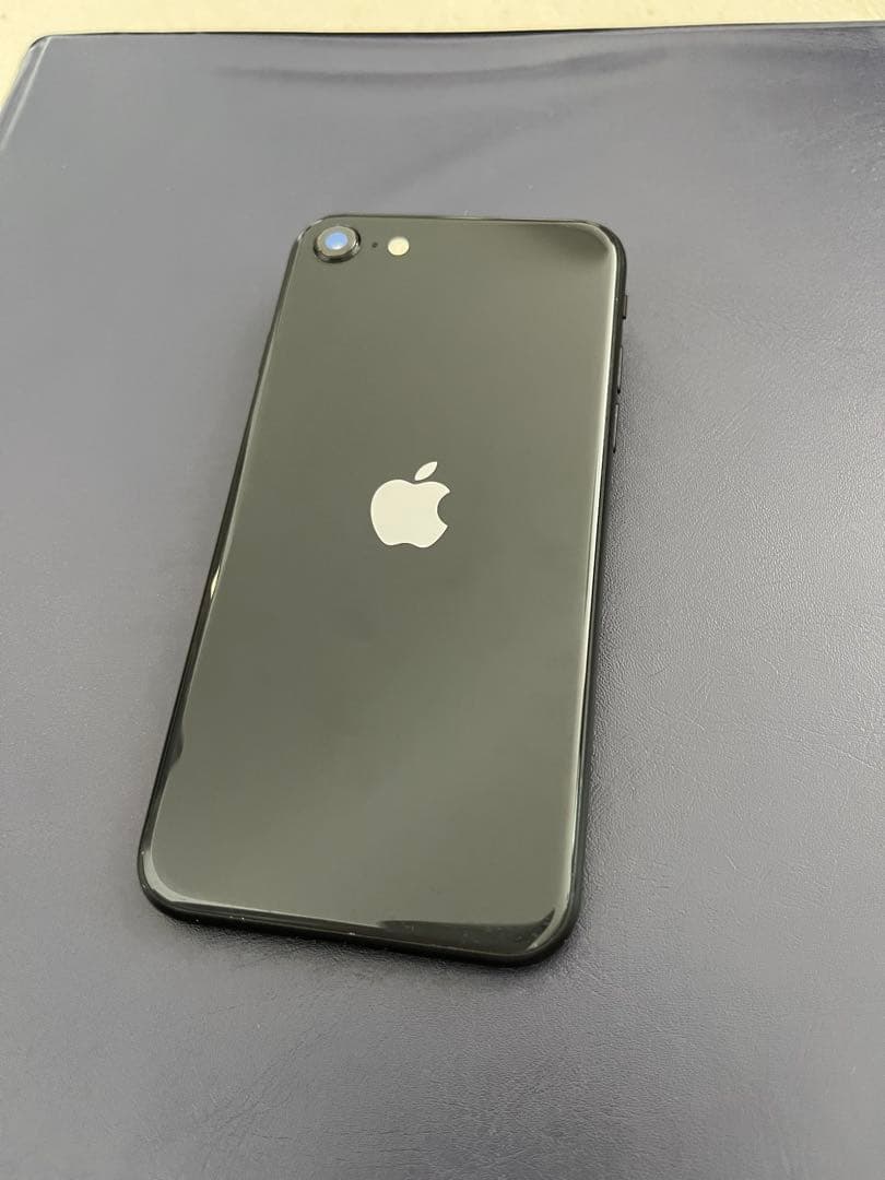 Apple iPhone SE第2世代 ブラック