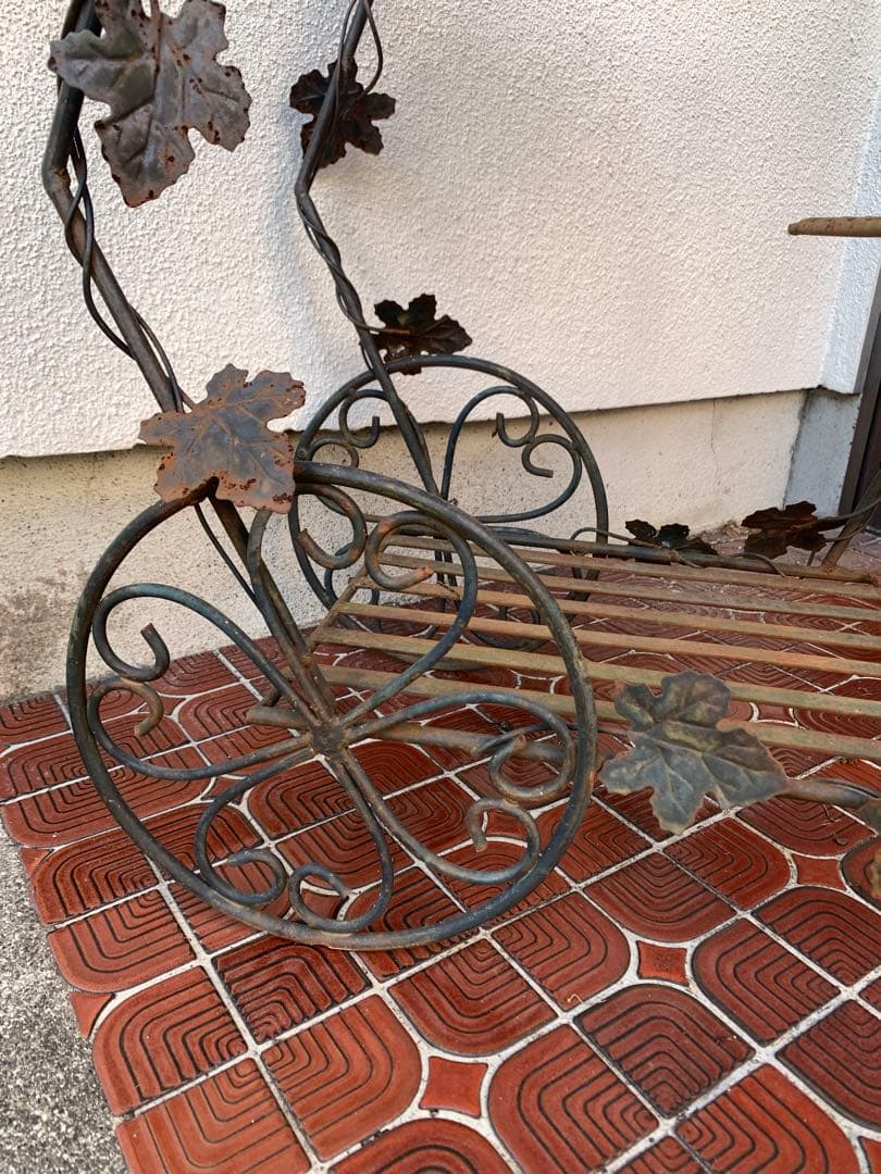 アイアン製ブドウの葉デザインラック シャビー 花台 園芸 お庭 ガーデニング