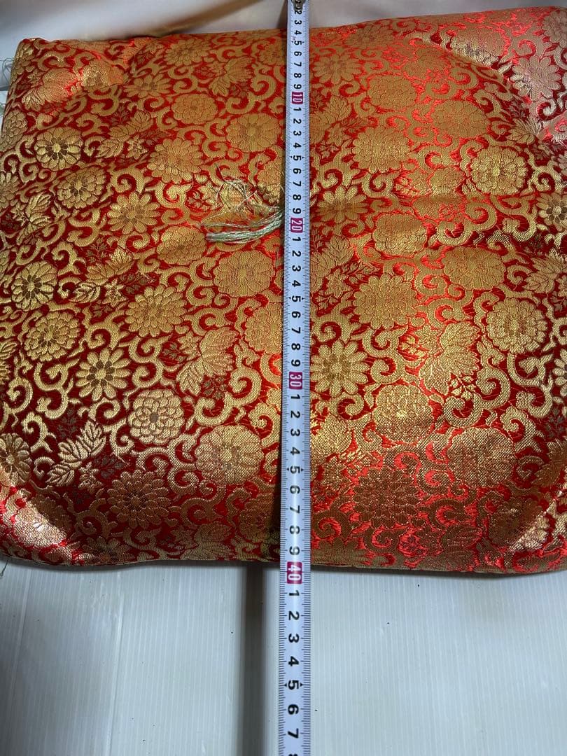 時代物 金属製 兜飾り 重量約9kg 座布団付 古美術