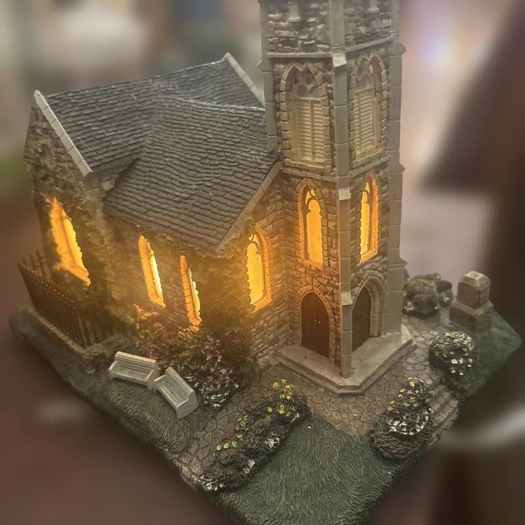 教会の置物 樹脂製 ジオラマ、インテリア（トーマスキンケード氏）