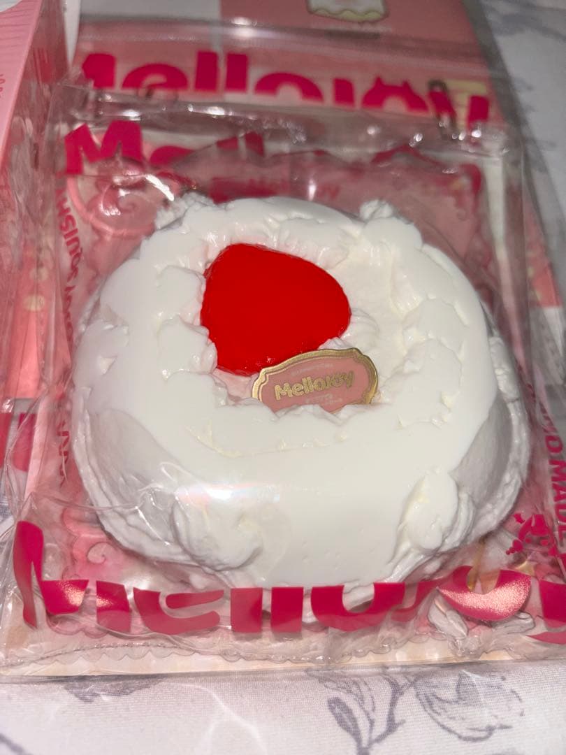 ア*号様 Mellojoy ケーキ箱付き クリーミークリーム ホールケーキ いち