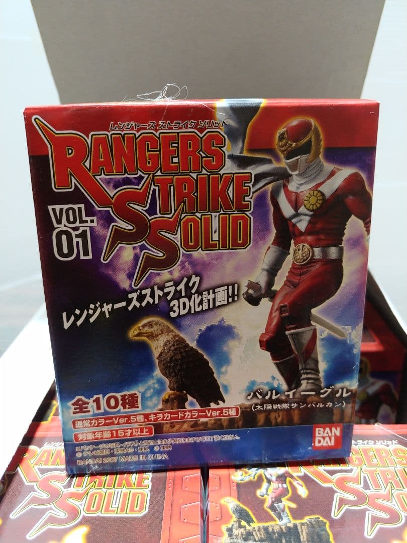 バンダイ　レンジャーズストライクソリッド　vol.1　1BOX 10個入