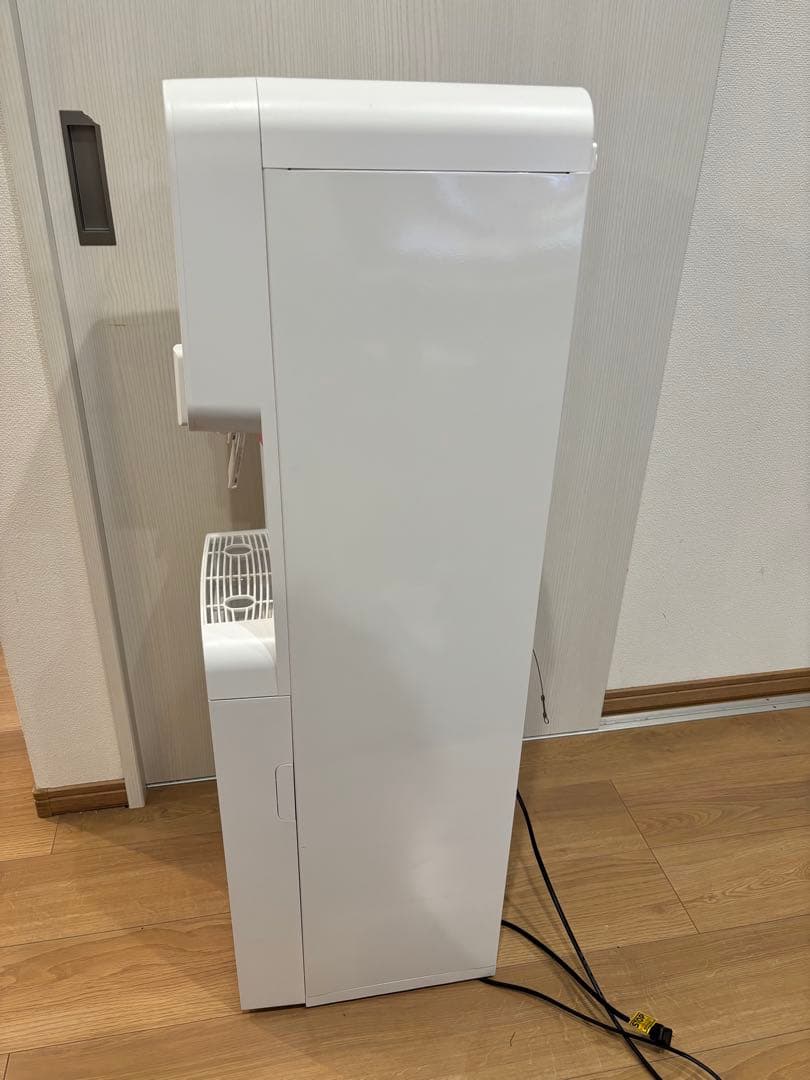 ウォーターサーバー美品　premium Water famfit 本体