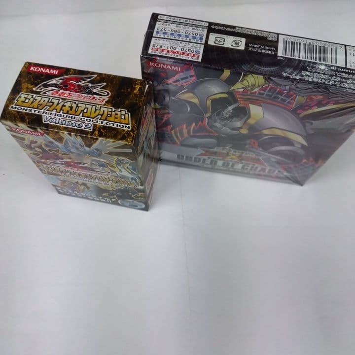 ホームズ ORDER OF CHAOS &モンスターフィギュアコレクション