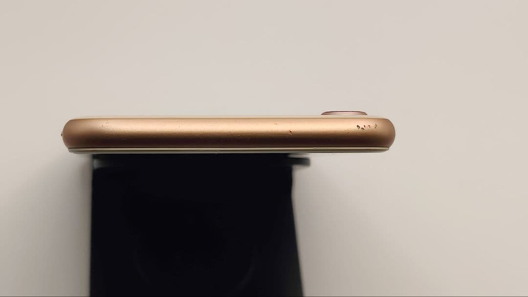 Apple iPhone 8 ゴールド 本体ジャンク扱い