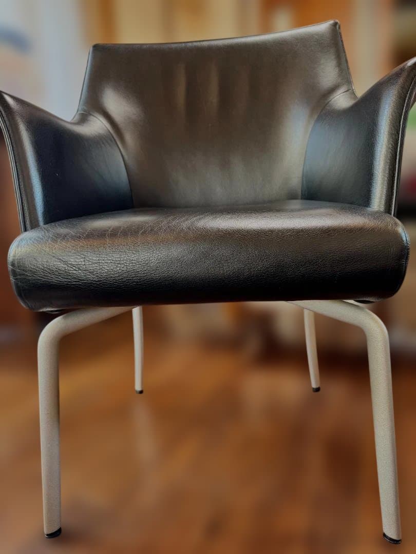 お値下げドイツのメーカーROLF BENZの本革 ダイニングチェア1脚