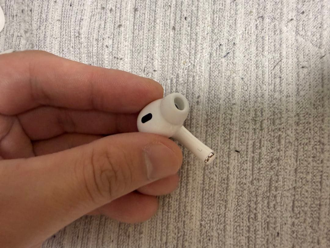 桃*田様 Air pods pro 第2世代(Type cモデル) 左耳・ケース