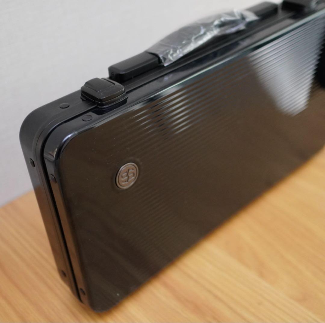 新品 SLOWPLAY クレイポーカーチップセット 300枚 チップバリュー表記