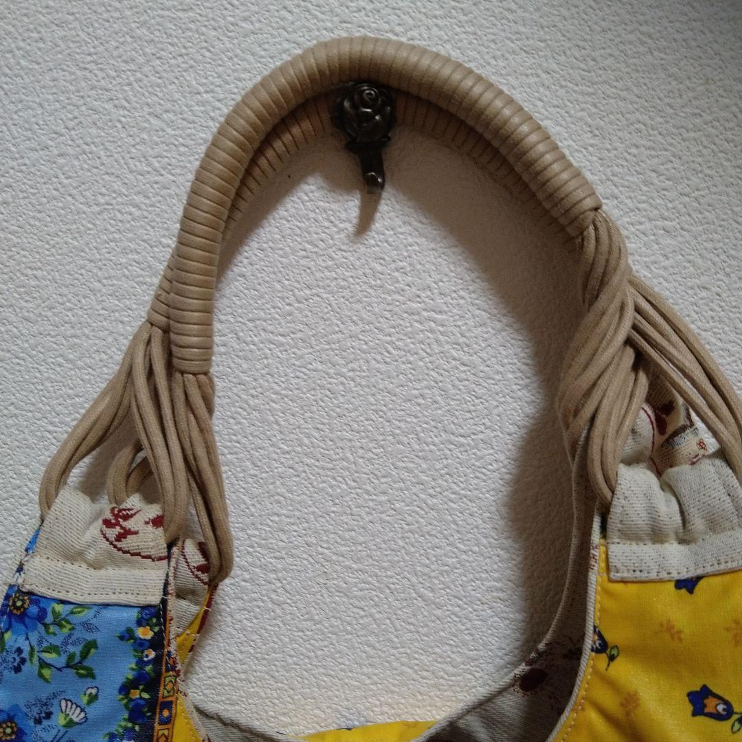 フランスプロヴォンス生地グラニー　リバーシブルバッグポーチ付