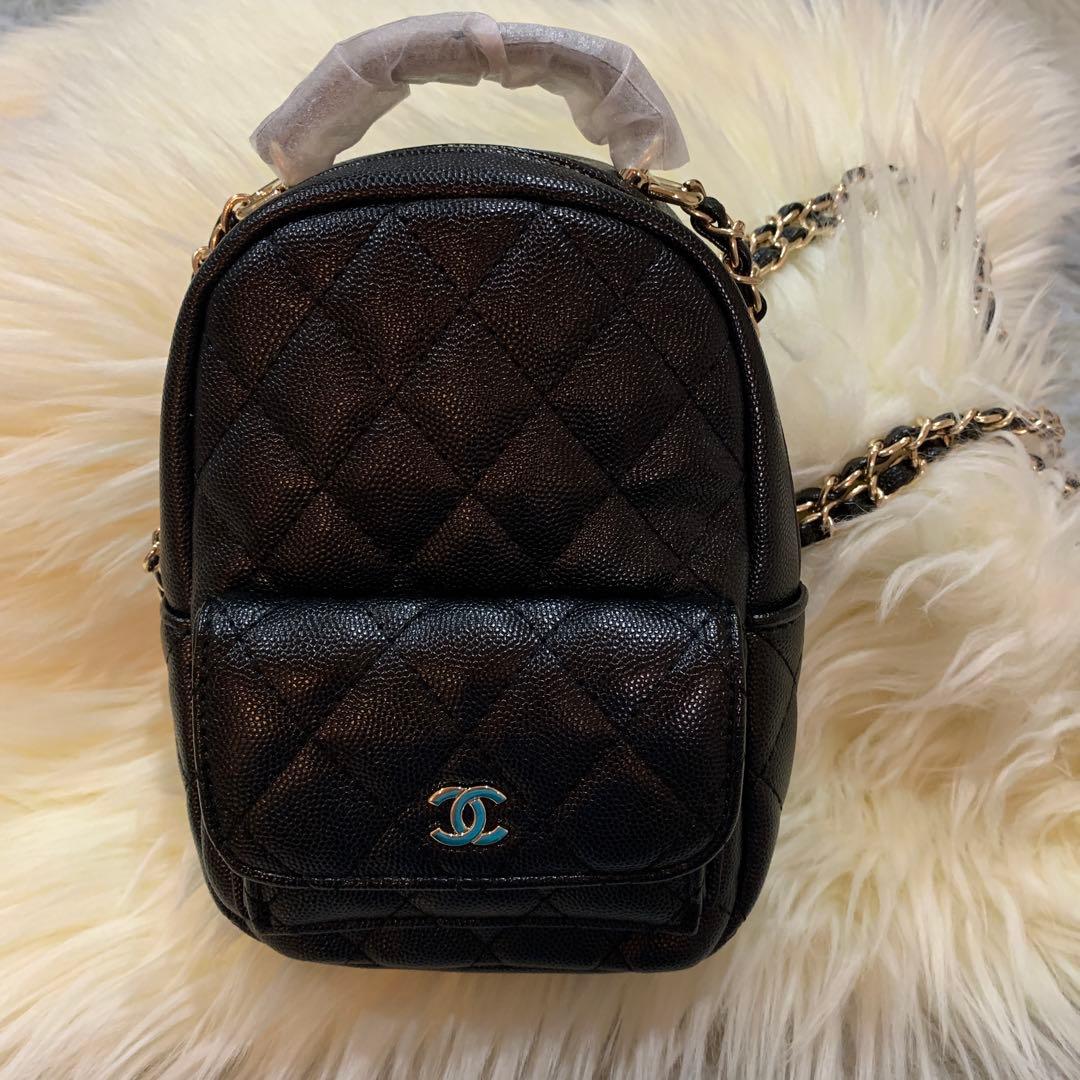 CHANEL MAKEUPミニリュック　ブラック　ノベルティ　キルティング