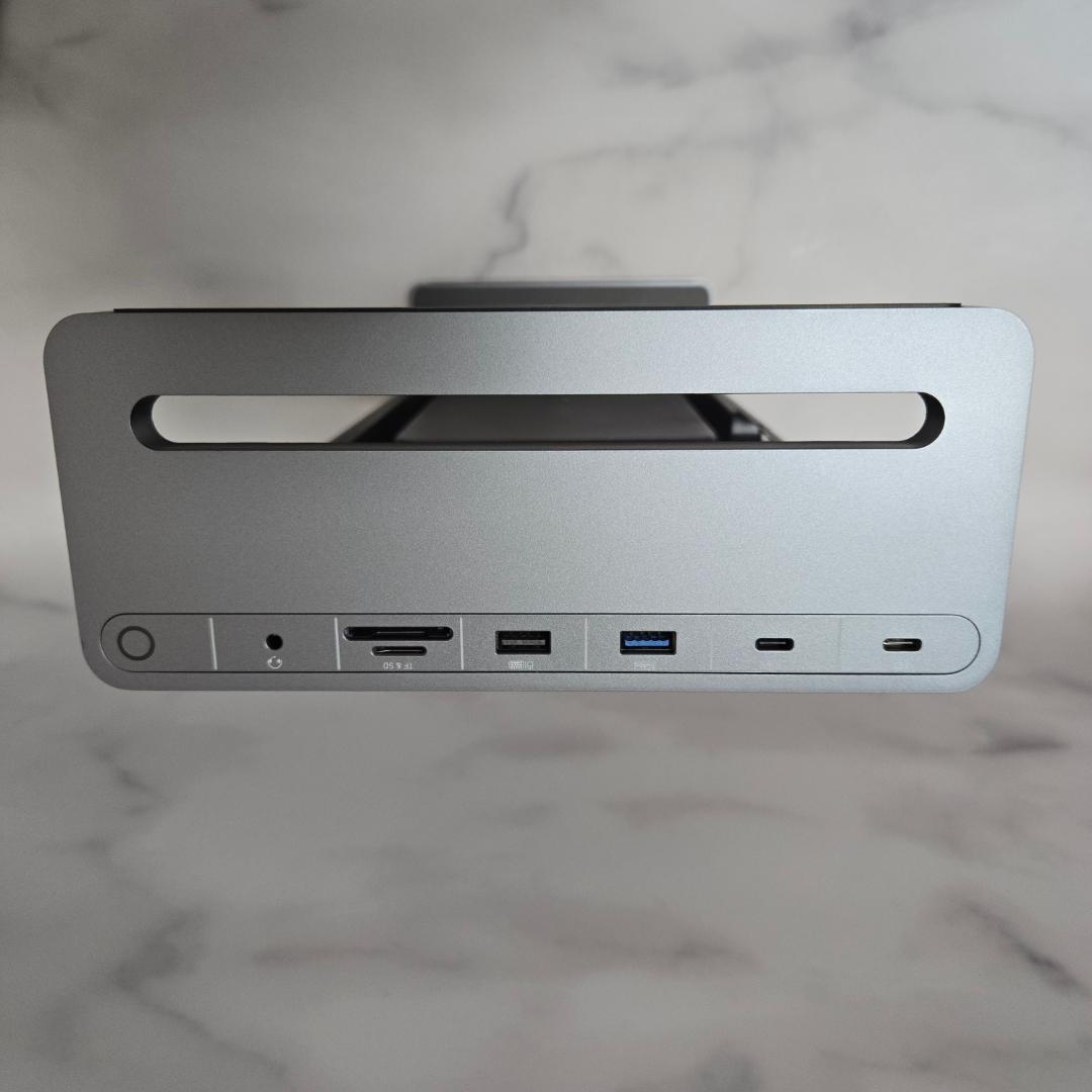 Anker USB-C ハブ (10-in-1, Monitor Stand)