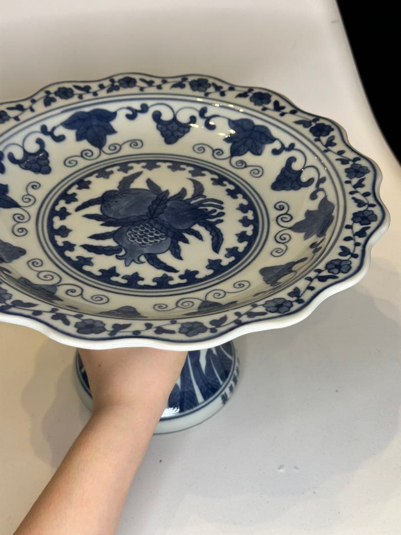 大清乾隆年製 青花 高台果実器 皿 果実文 石榴・葡萄文 中国古陶磁 観賞 収蔵