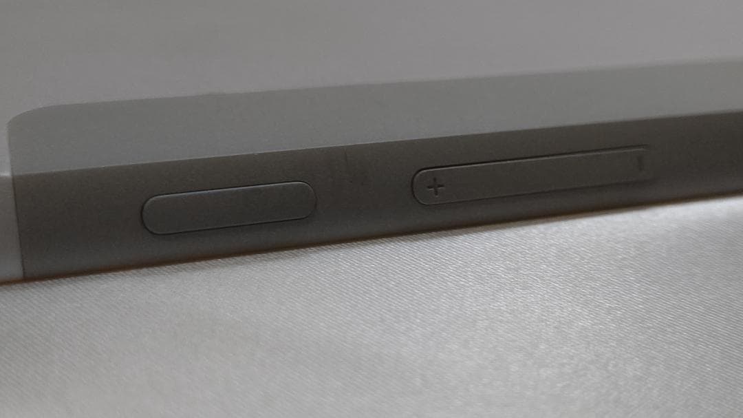 Microsoft Surface ホワイト 大画面タブレット