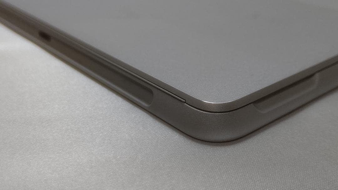 Microsoft Surface ホワイト 大画面タブレット