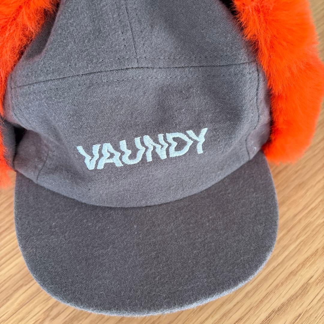 Vaundy ロゴフライトキャップ 帽子（グレー&オレンジ）