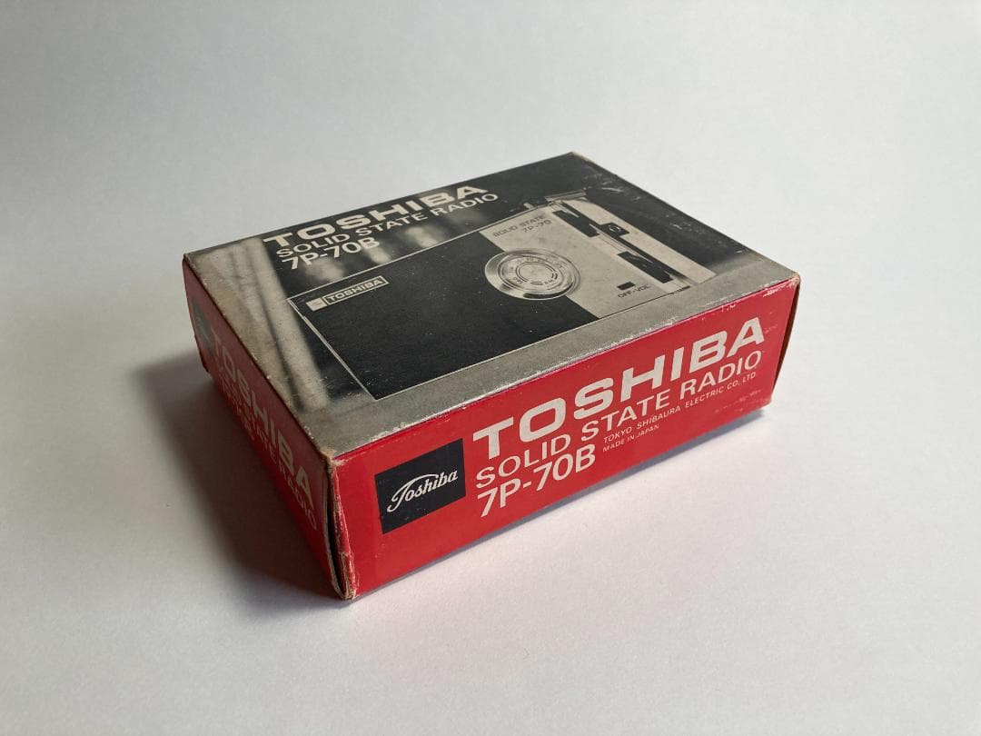 TOSHIBA ソリッドステートラジオ 7P-70B