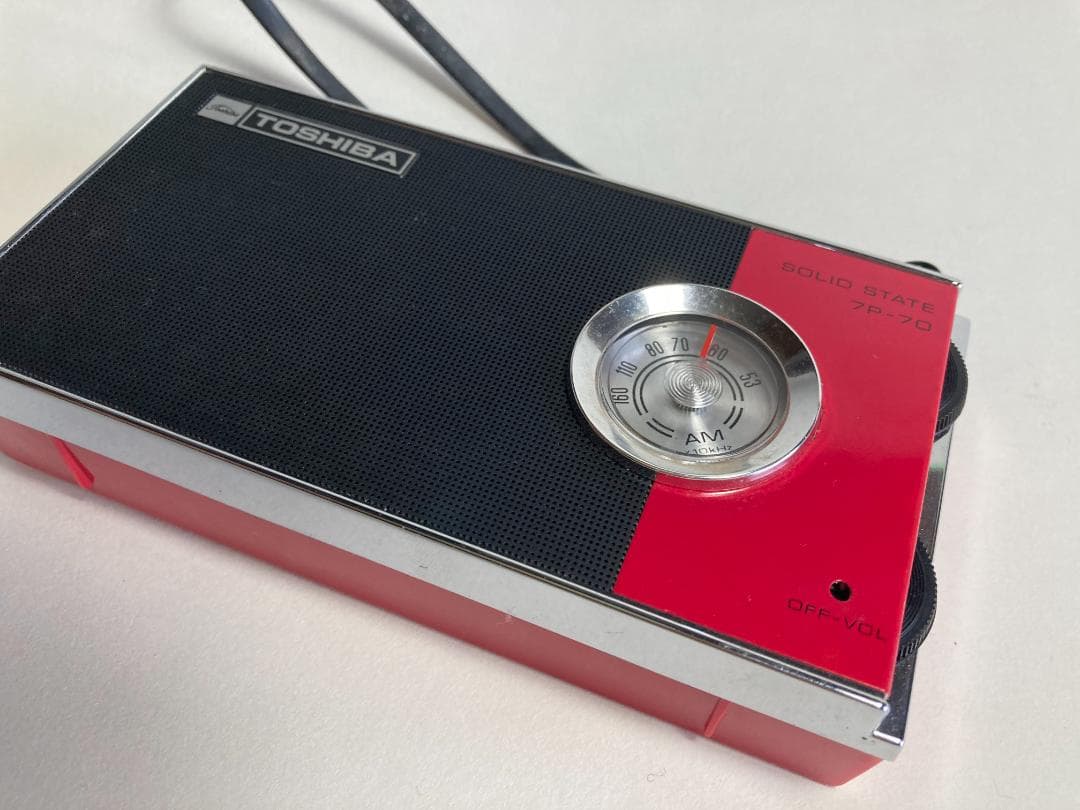 TOSHIBA ソリッドステートラジオ 7P-70B