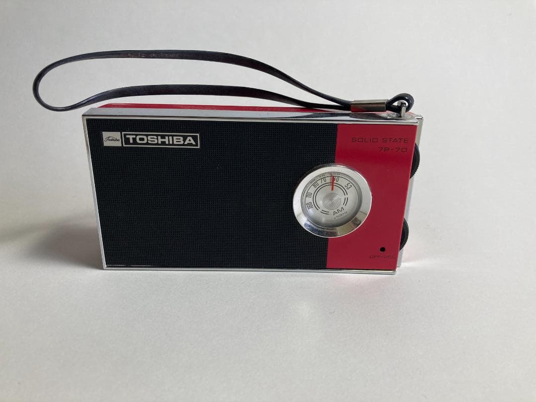TOSHIBA ソリッドステートラジオ 7P-70B