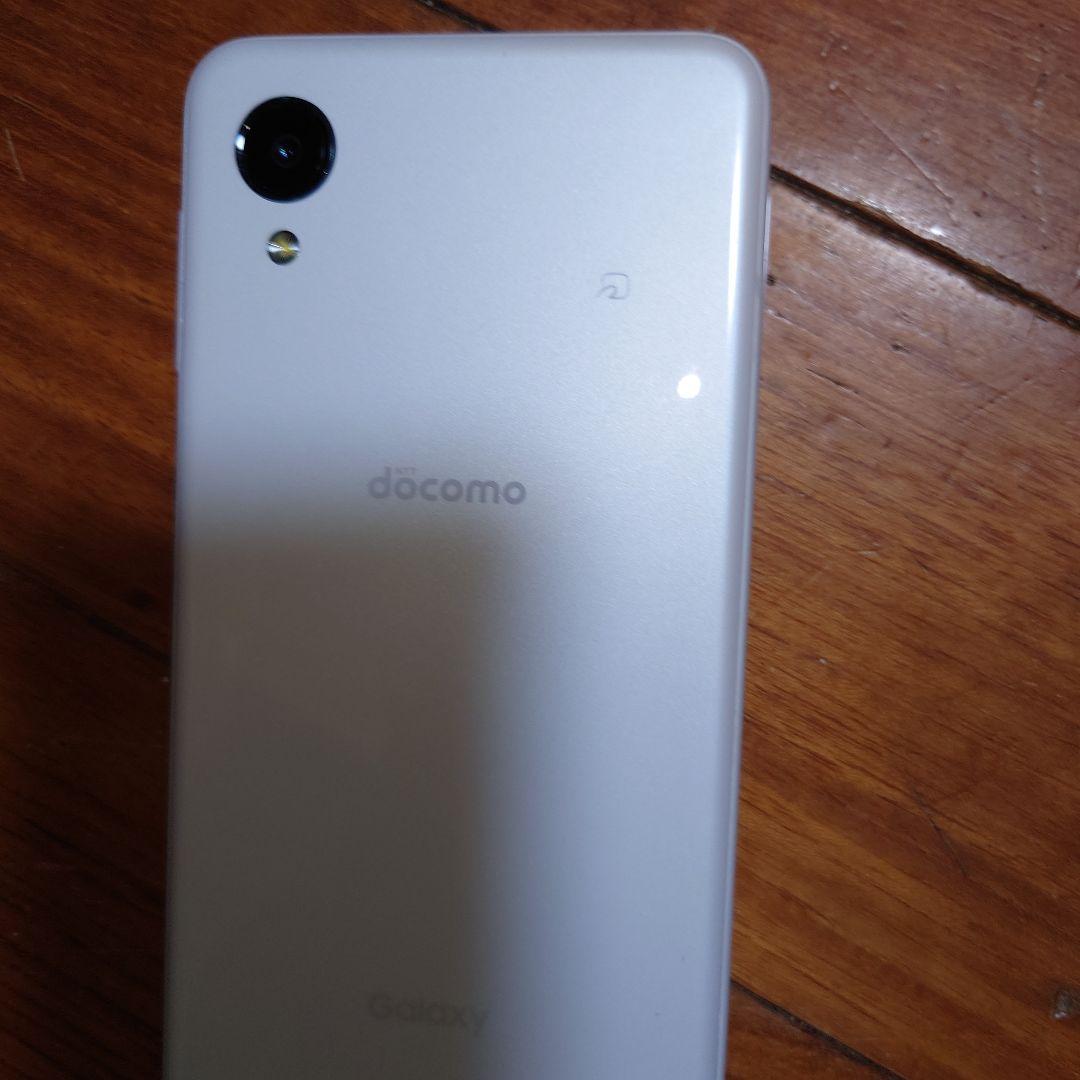 docomo Galaxy A23 ホワイト 本体