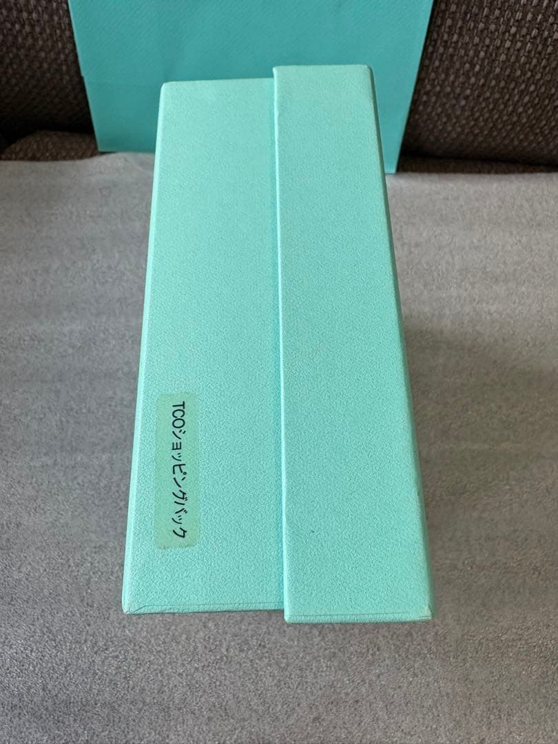 正規品未使用保管品ティファニー　バッグ　ショッパー　小物入れ　陶器　置き物　花瓶