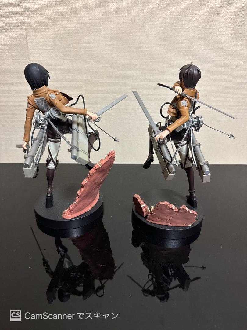 進撃の巨人　立体起動 スペシャルフィギュア ミカサ　エレン　2体セット