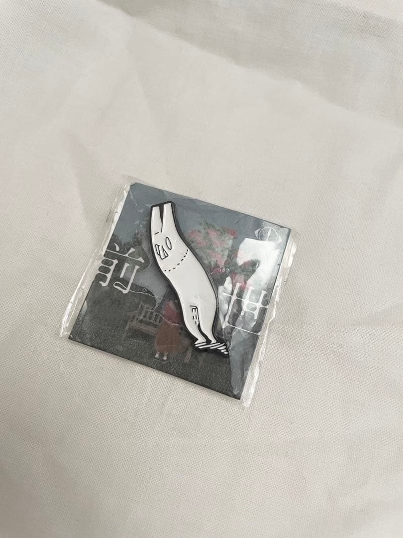 ヨルシカ ラバーキーホルダー ラバーバンド ピンバッジ セット