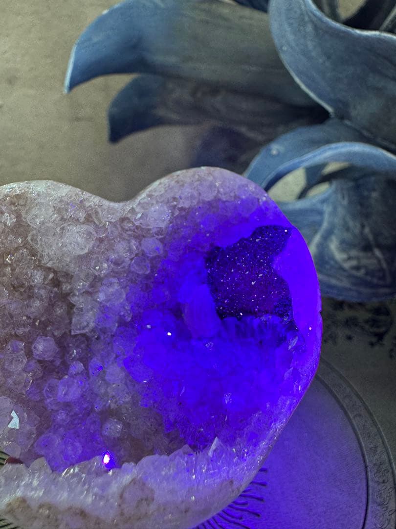 スタンド付き　超レア　ウルグアイ　宝石箱　アメジスト　カルサイト　ゲーサイト