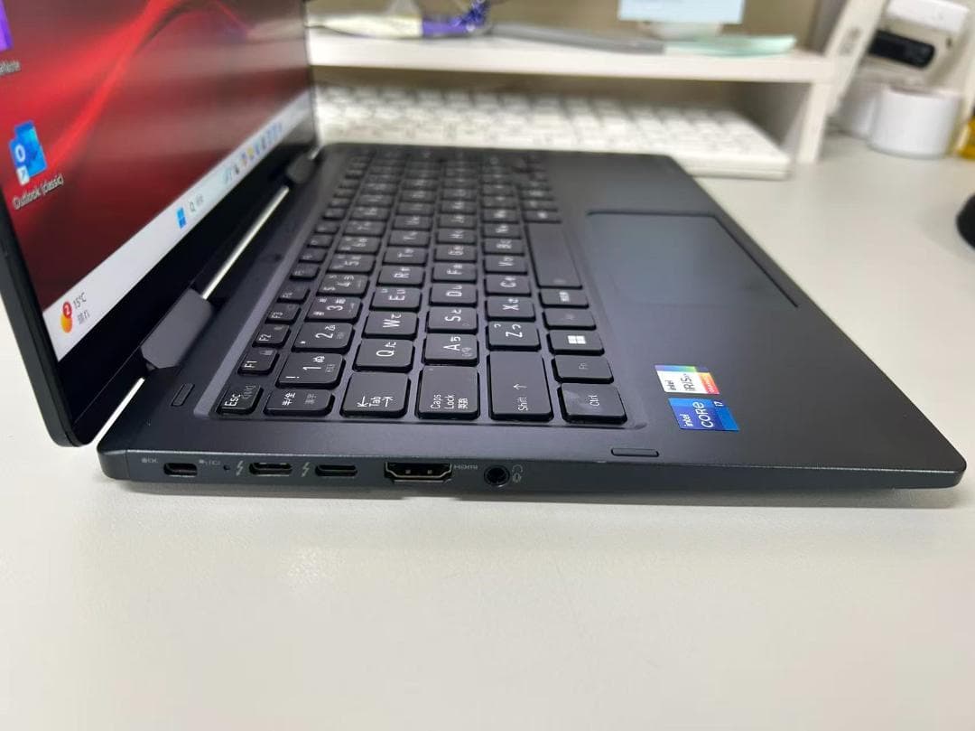 dynabook Core i7 1355U タッチパネル付き13.3型フルHD