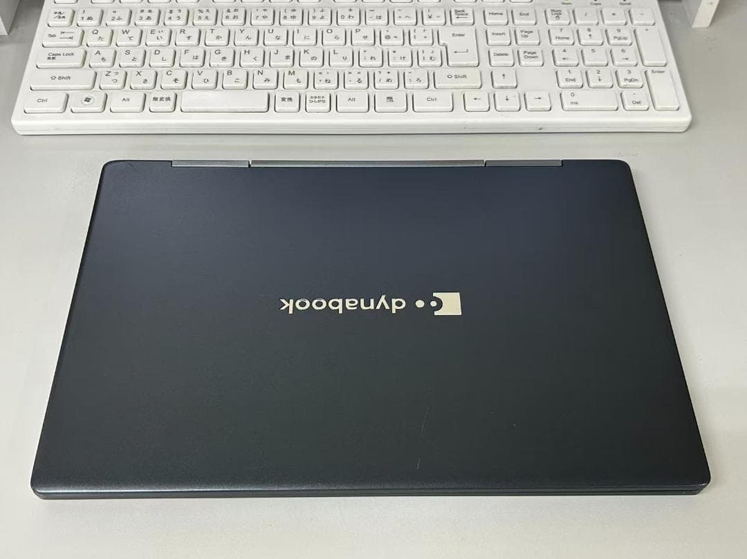 dynabook Core i7 1355U タッチパネル付き13.3型フルHD