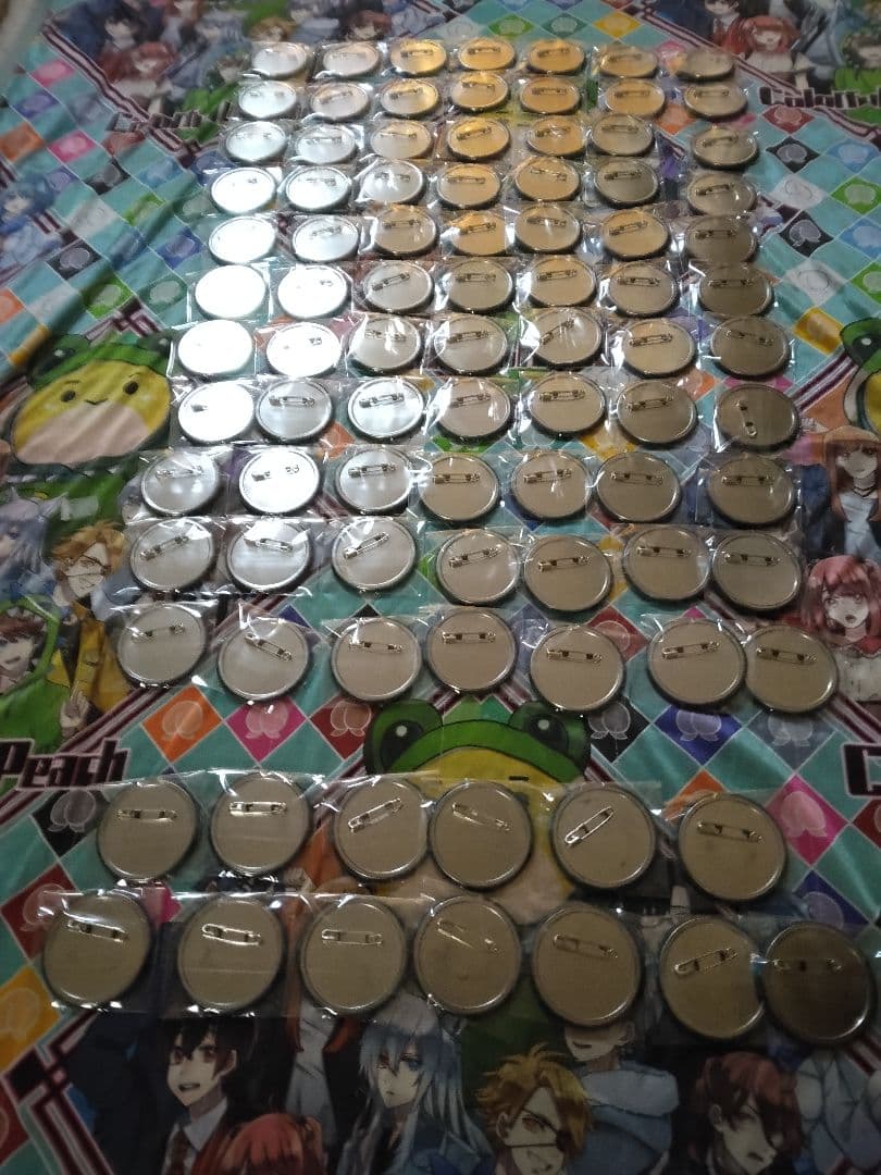 値下げしました！じゃぱぱさん　魔法学園　缶バッチ　88個