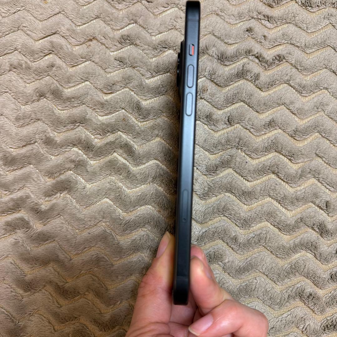美品 iPhone 15 plus 256GB SIMフリー ブラック