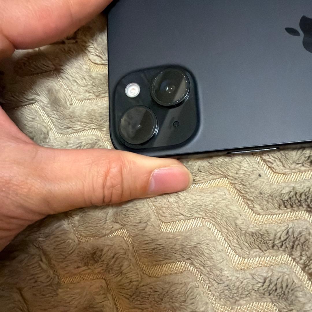 美品 iPhone 15 plus 256GB SIMフリー ブラック