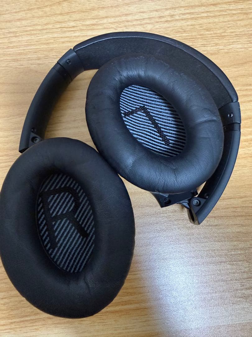 Bose QuietComfort 35 ノイズキャンセリングヘッドフォン