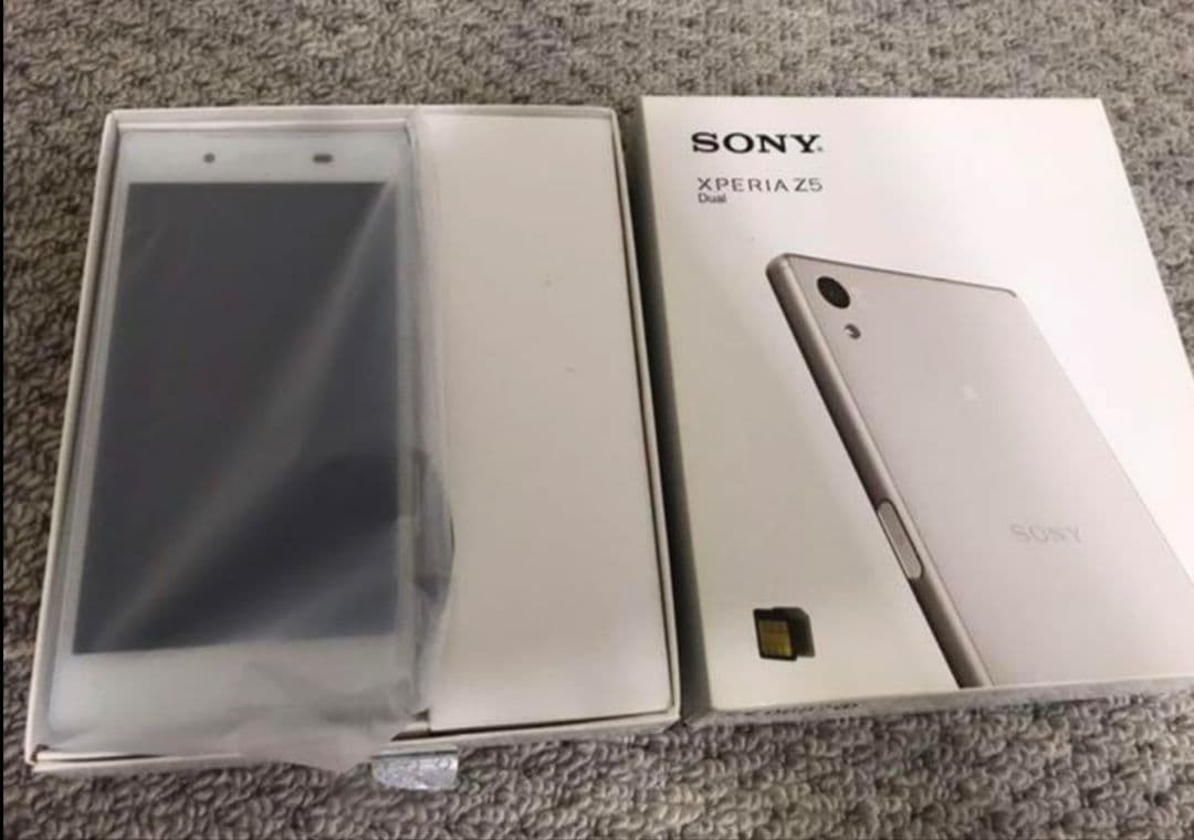 週末限定セール【新品未使用】XPERIA Z5 dual 【SIMフリー】