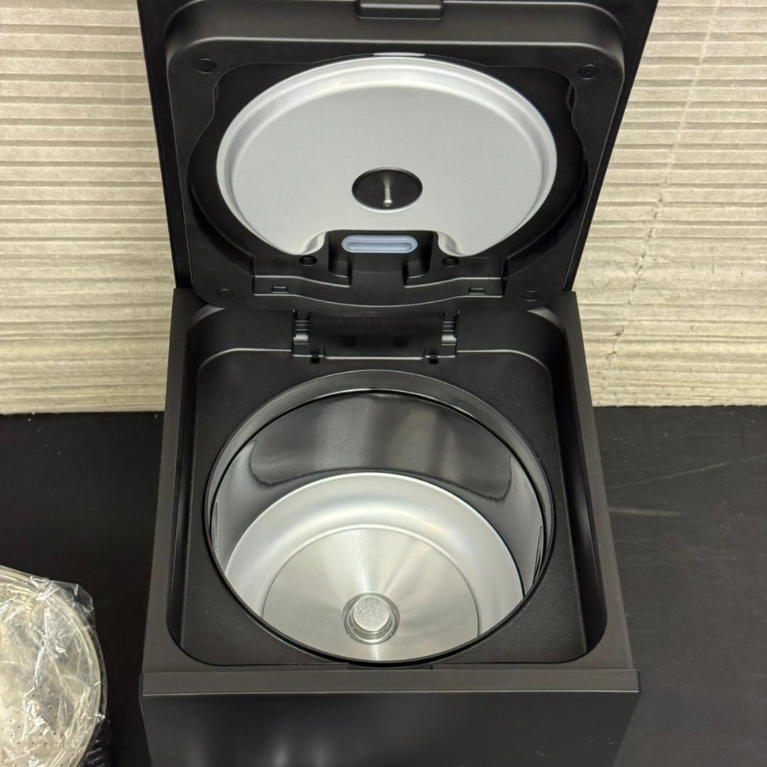 ☆未使用　LOCABO　糖質カット炊飯器　LOCV-3D7040　2023年製
