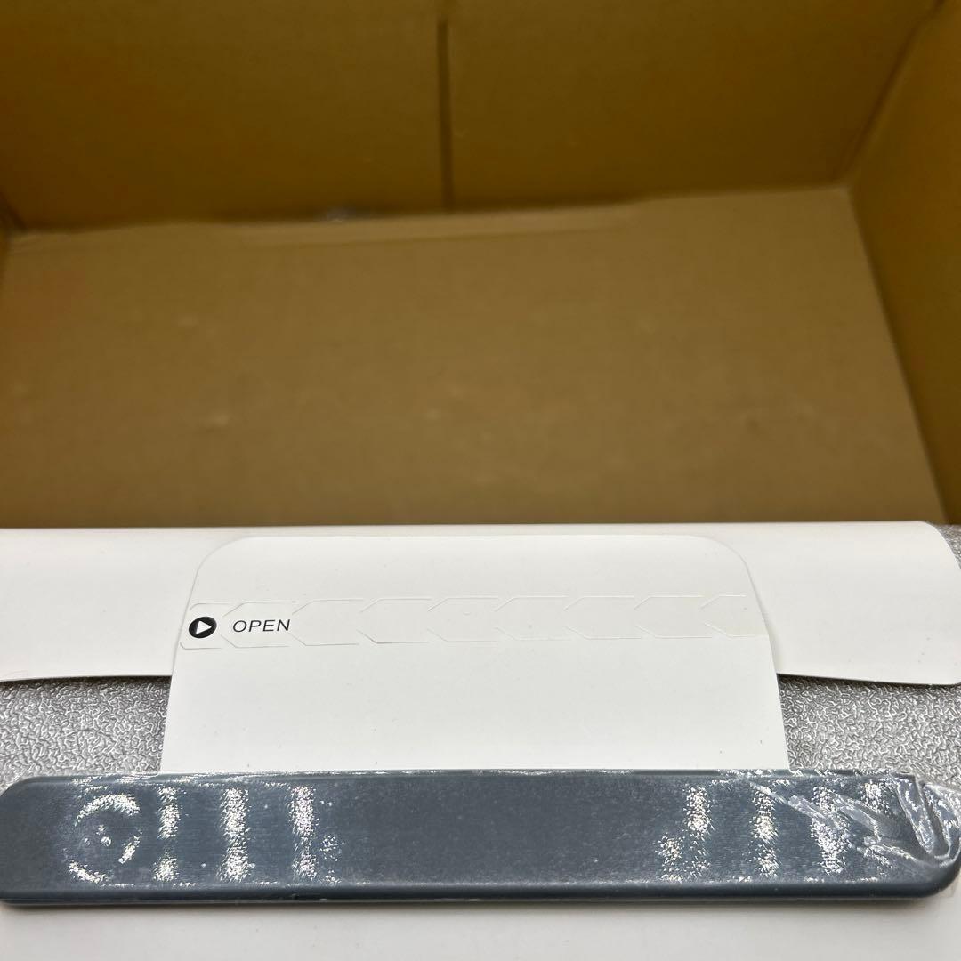 新品未開封 Dangbei ダンベイ Freedo モバイルプロジェクター