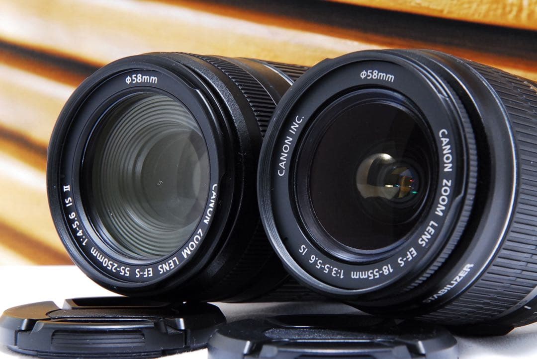 【新品級】一眼レフ キャノン kiss x50 Canon レッド 赤 スマホ