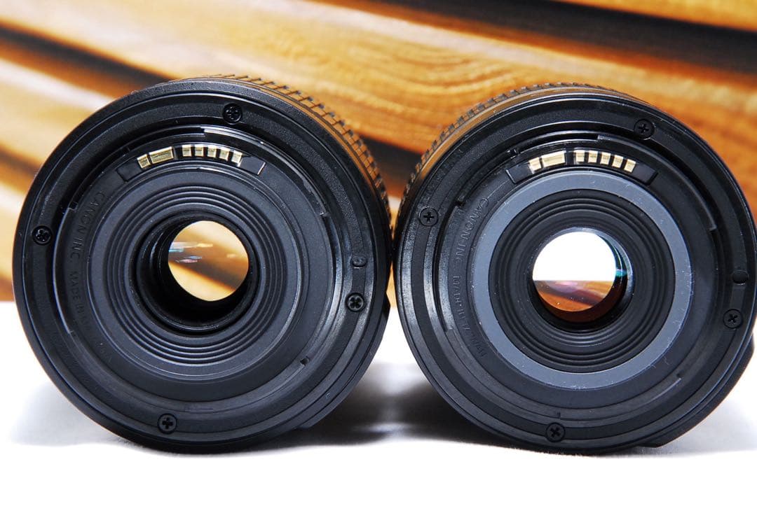 【新品級】一眼レフ キャノン kiss x50 Canon レッド 赤 スマホ