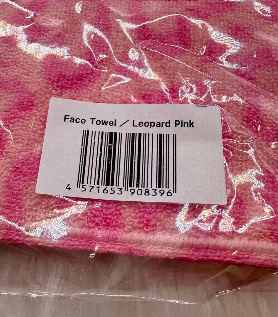 【新品未開封】LANA ライブ限定タオル ピンクヒョウ柄 ライブグッズギャルかわ