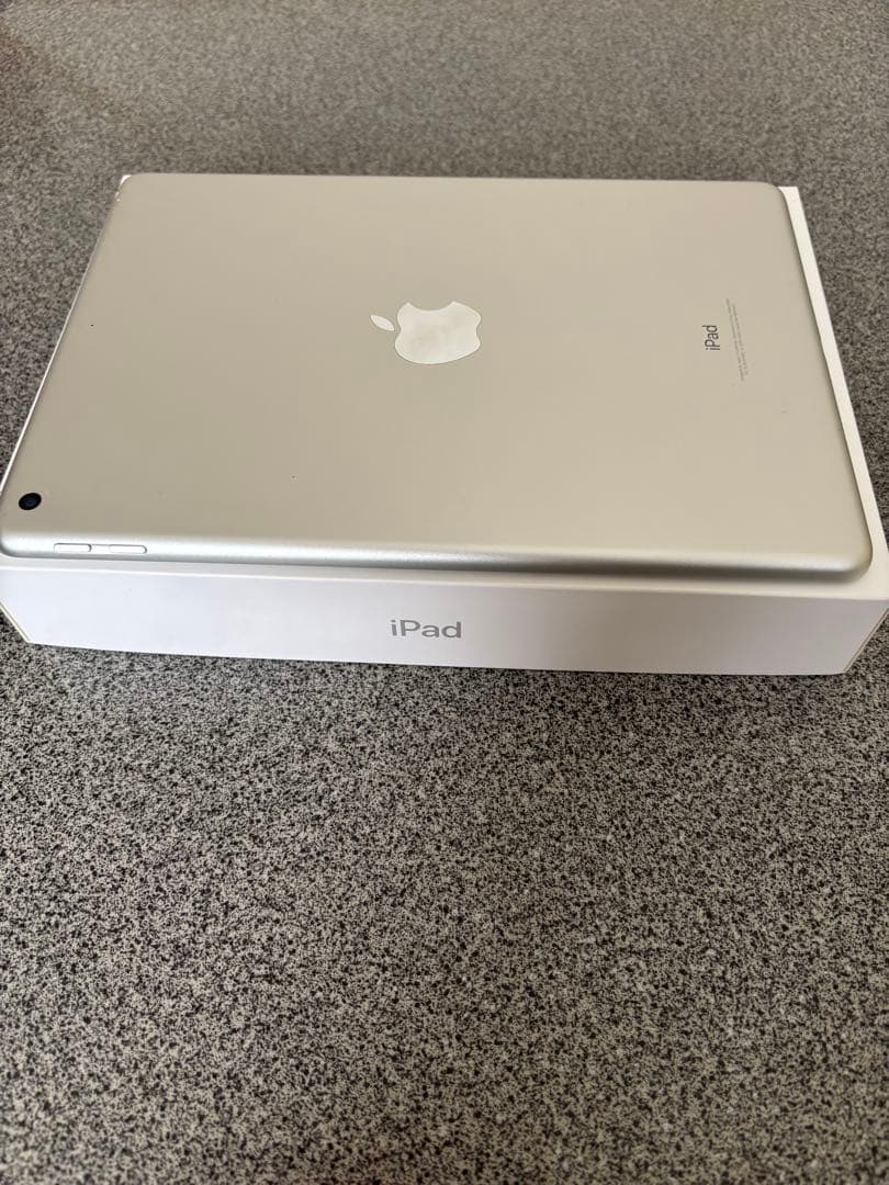 [ジャンク]Apple iPad本体第5世代Wi-32GB MP2G2J/A