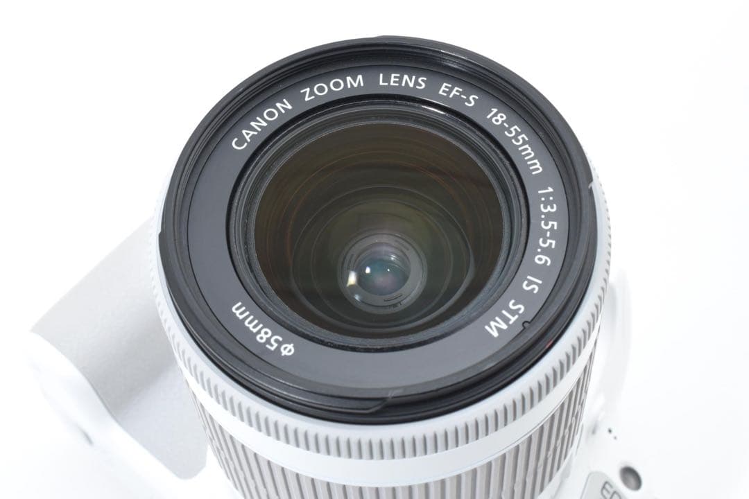 Canon EOS Kiss X9 ホワイト レンズキット 美品 初心者おすすめ