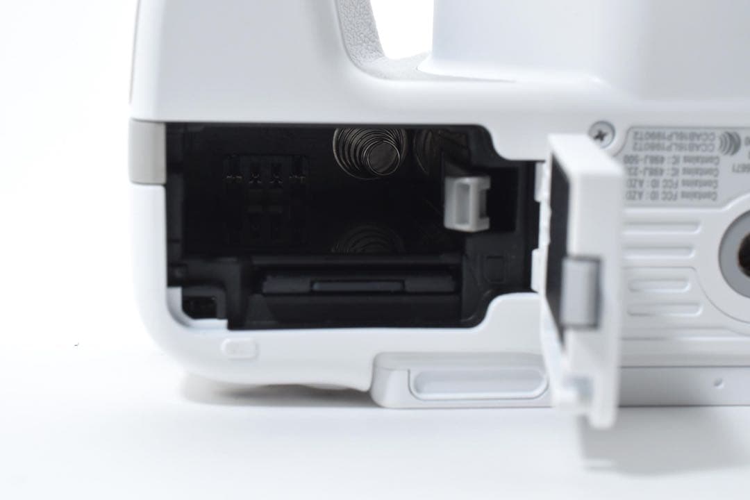 Canon EOS Kiss X9 ホワイト レンズキット 美品 初心者おすすめ