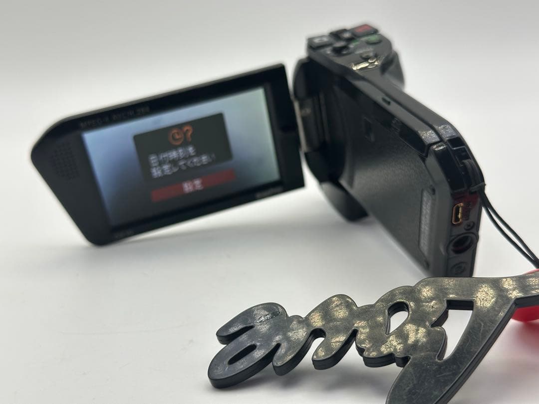 SANYO Xacti デジタルカメラ オレンジと黒(２個)機能を確認するです