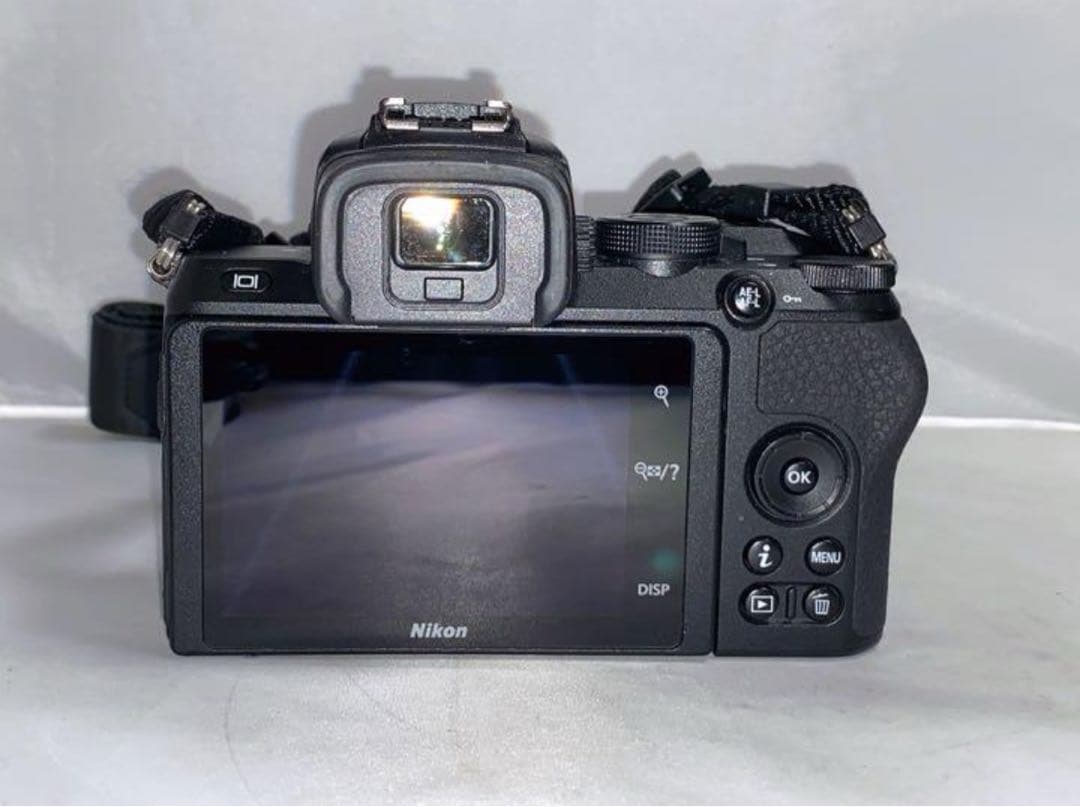 期間限定あと4Nikon Z50 本体 16-50mm レンズキット＋ リモコン