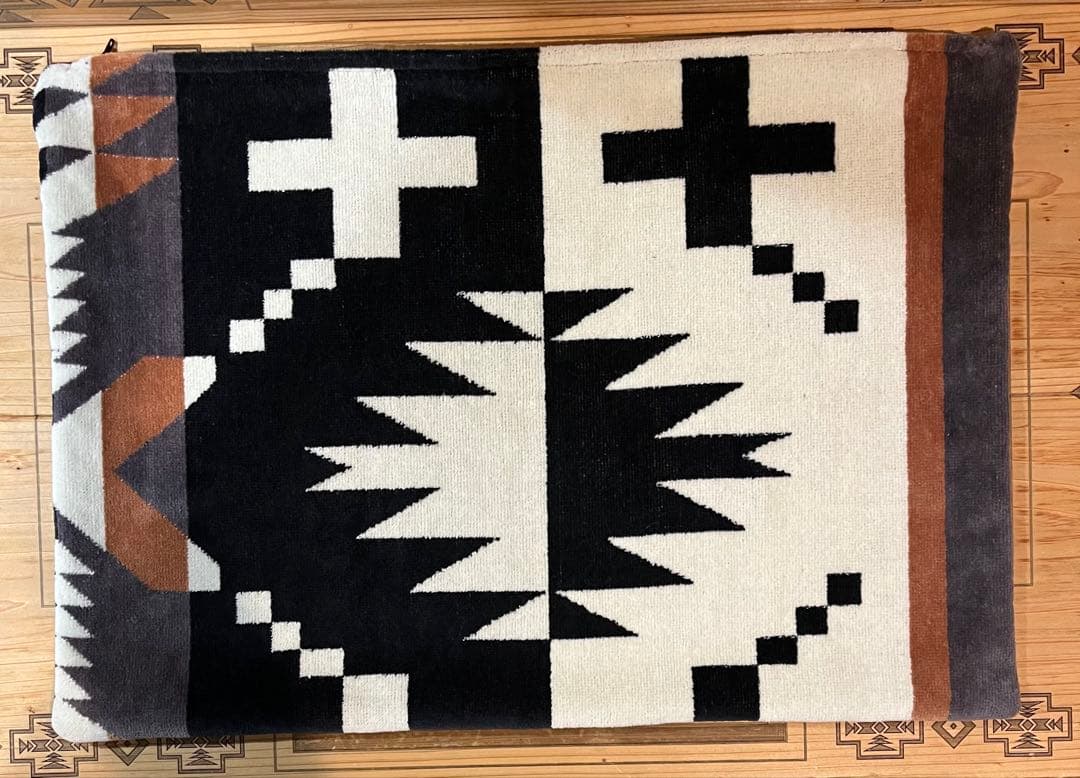 uうページ ペンドルトン リメイク 枕カバー 新品 スパイダーロック