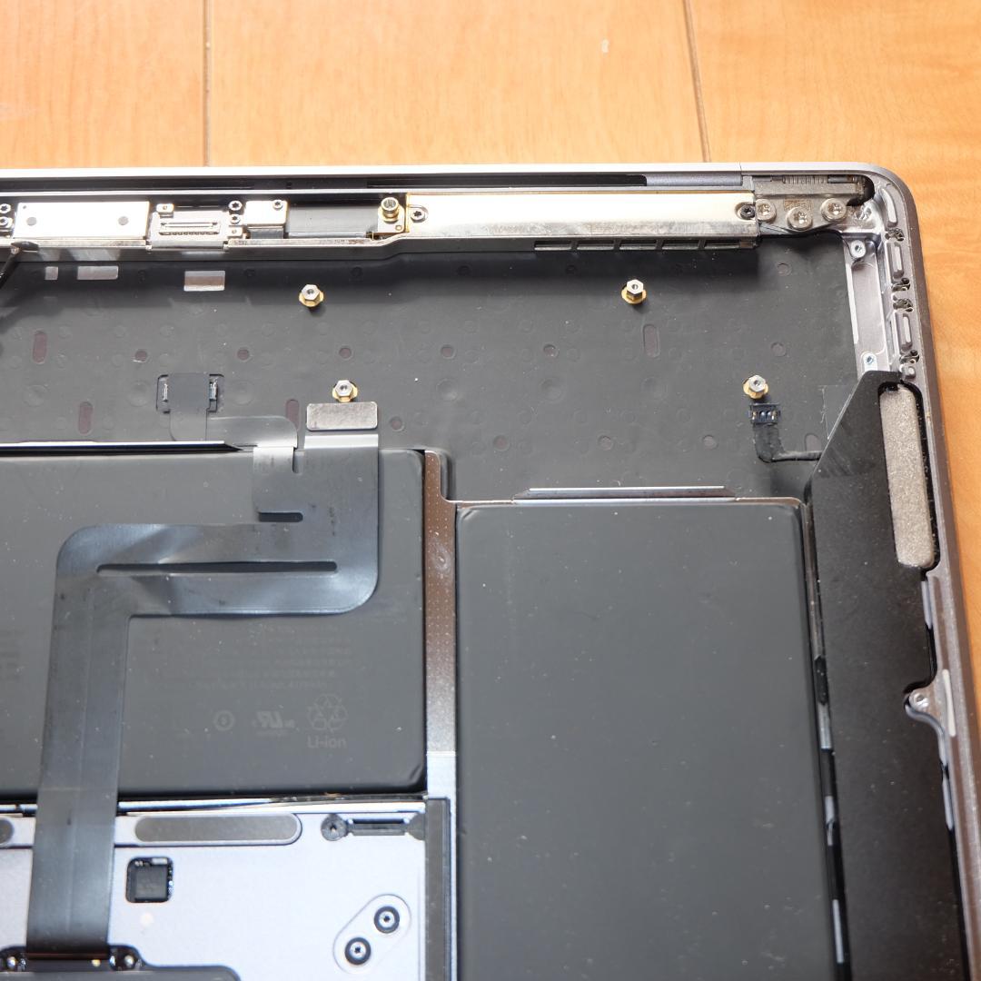 ジャンク Apple MacBook Air A1932 2018年 液晶OK