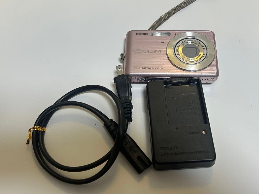 (*)様 CASIO EXILIM コンパクトデジタルカメラ