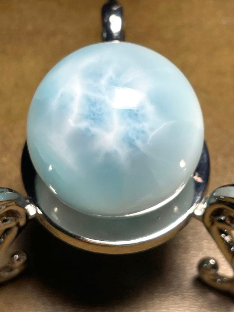 【高品質】　世界三大ヒーリングストーン！！　ラリマー！！スフィア25.5㎜波模様